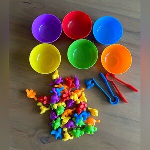 Amazon Vibrant Dinosaur Sorting Set with Bowls